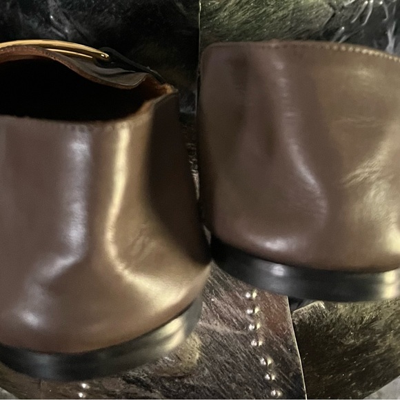 Leather shoes - Picture 2 of 10